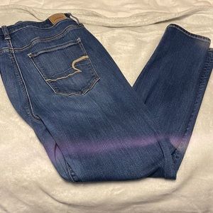 Like new American eagle jeans no rips
